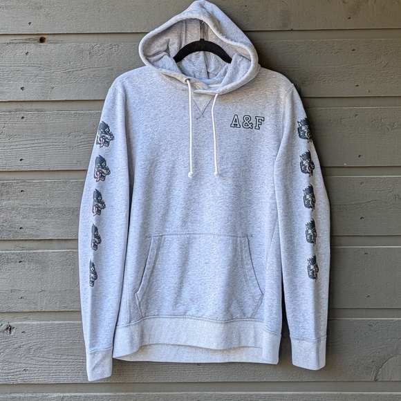 Abercrombie & Fitch Wolves Pullover Heather Gray Hoodie Size Small - Picture 1 of 7